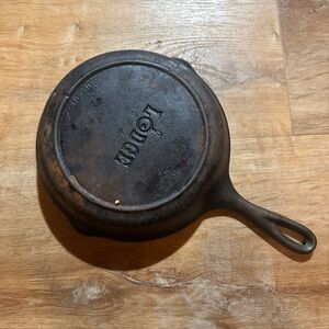 Lodge Cast Iron Skillet No. 8 SK, 3-Notch, Smooth , "D" Made in USA